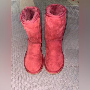UGG Pink Suede Boots Soze 7/Mint Condition